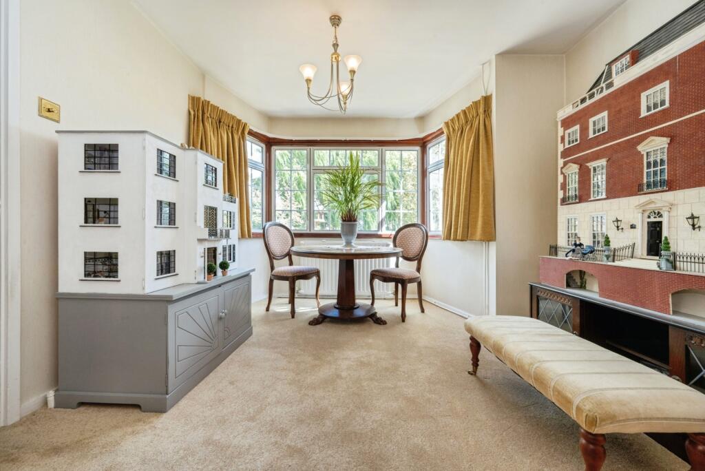 Brickhill Drive, Bedford, Bedfordshire, MK41 photo 3