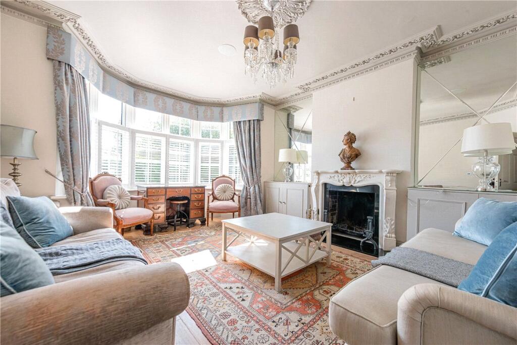 House in London - View 2