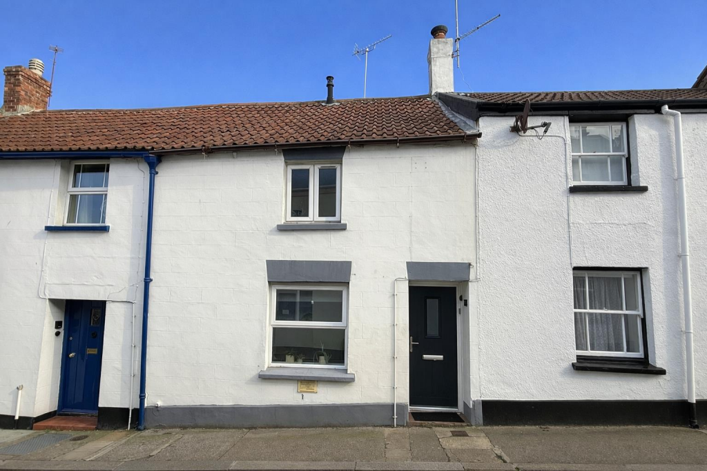 Main image of property: Heanton Street, Braunton