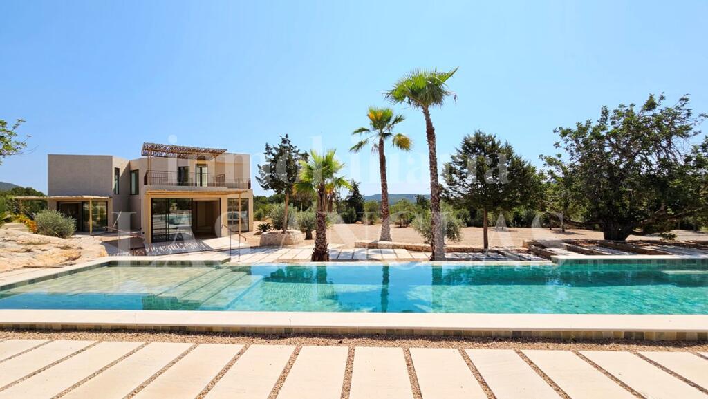 Main image of property: Balearic Islands, Ibiza, Sant Carles De Peralta