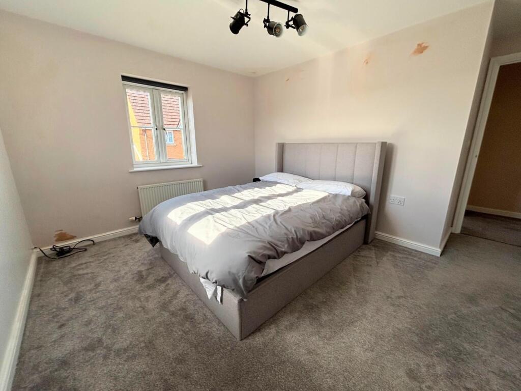 House in Northampton - More