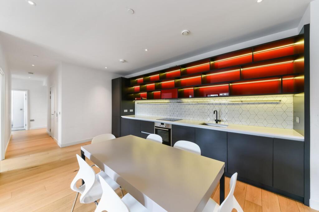 Apartment in London - View 2