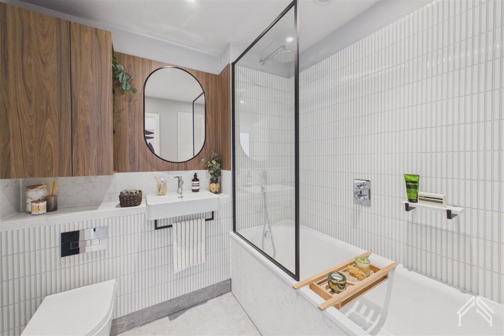Apartment in London - More