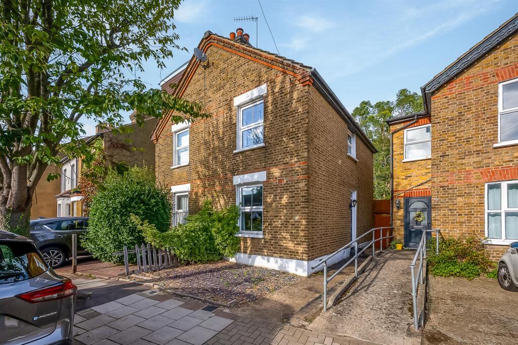Main image of property: Aylesbury Road, Bromley South, BR2