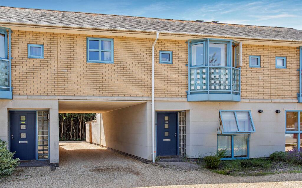 Main image of property: Hurdles Way, Duxford, Cambridge, Cambridgeshire, CB22