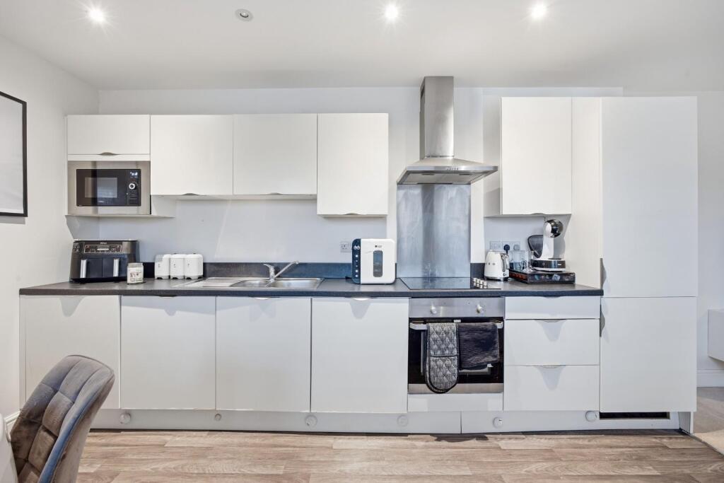 Apartment in Bristol, Bishopsworth - View 5