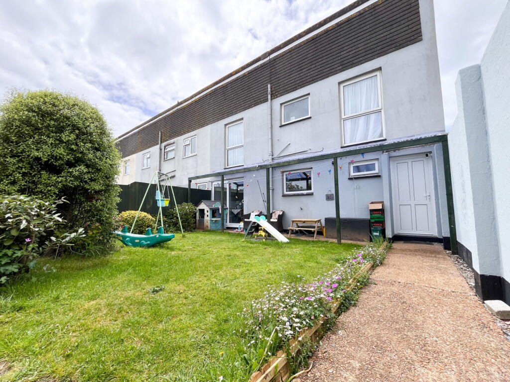 House in Saltash, St Stephens, Wearde Quay
