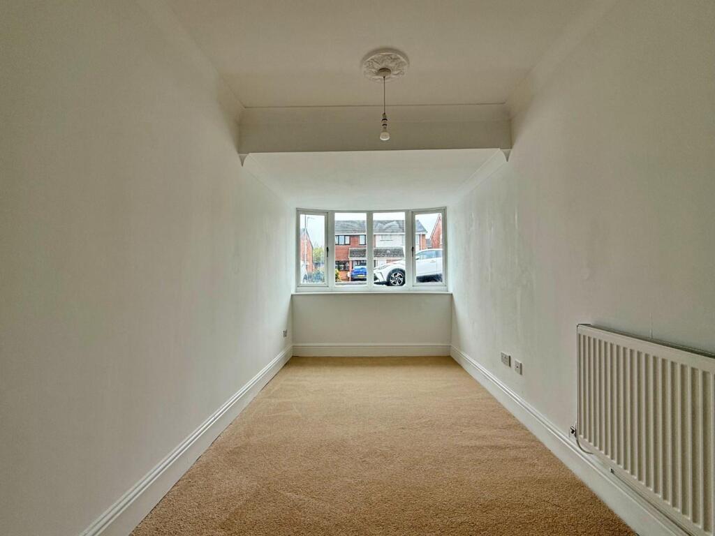 Rosewood Close, Tamworth photo 5