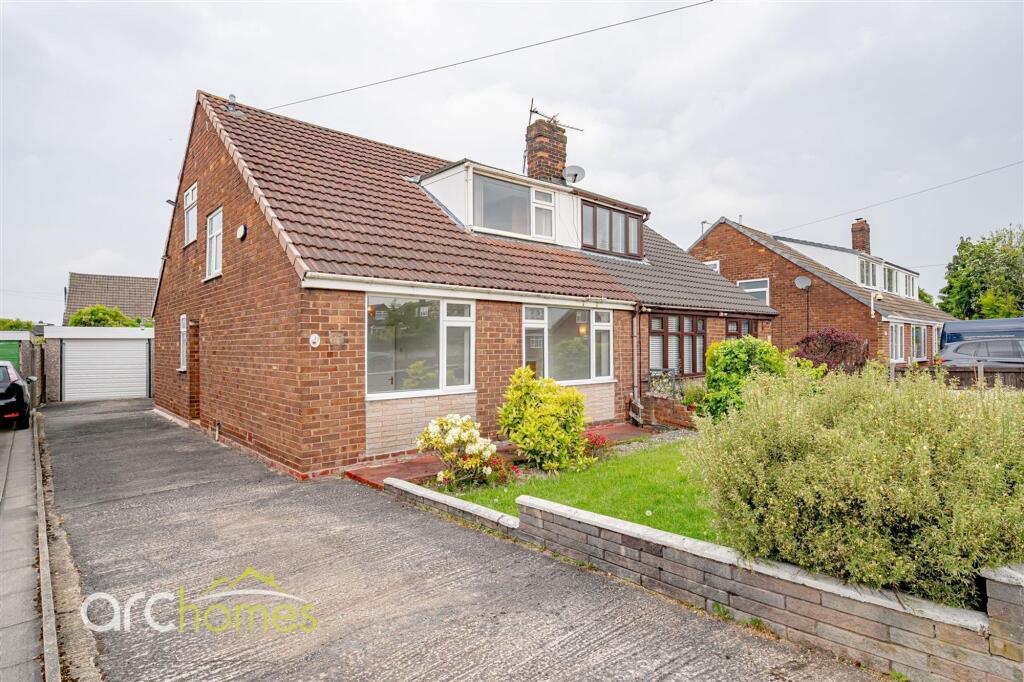 House in Wigan, Hindley Green