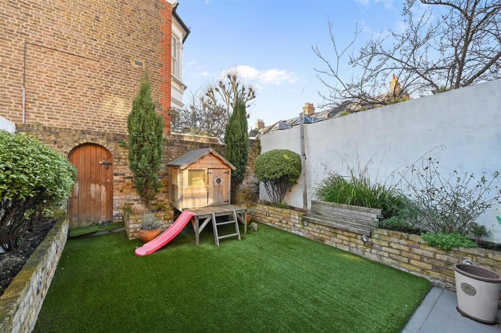 House in London, Hammersmith - View 5