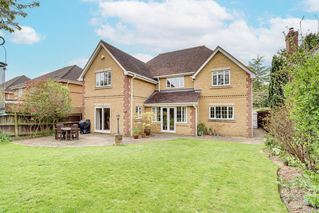 Additional image 28 of Kensington Close, St Albans, AL1