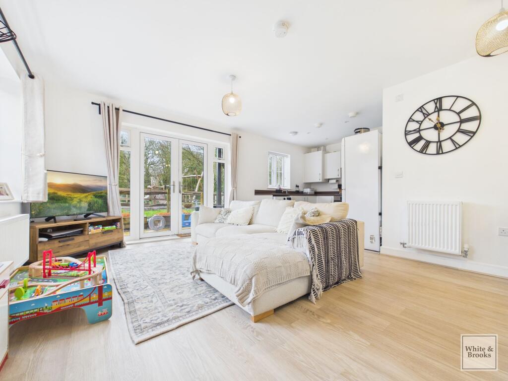 Apartment in Chichester, Oving - View 2