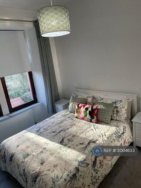 Apartment in Glasgow, Haghill - View 5