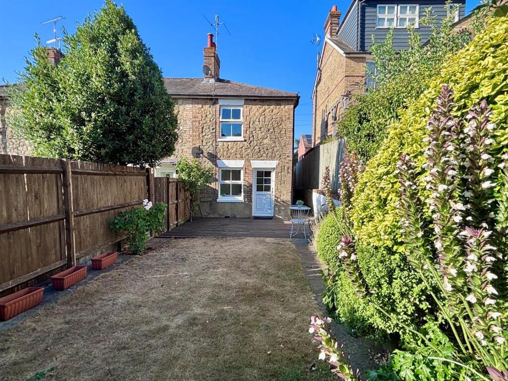 House in Tonbridge - View 3