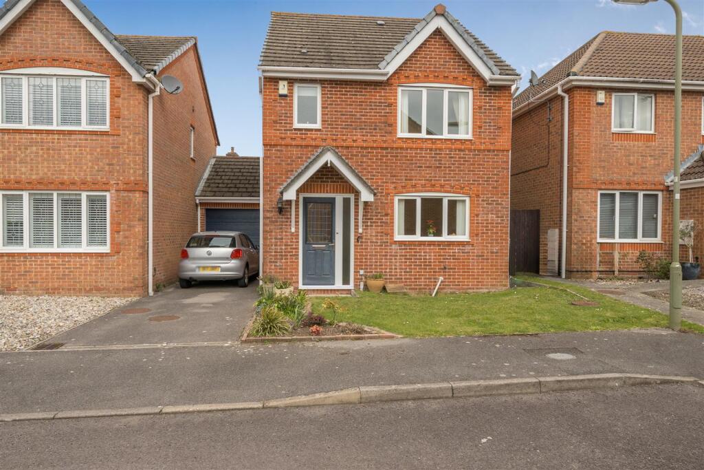 Main image of property: Branewick Close, Titchfield Common