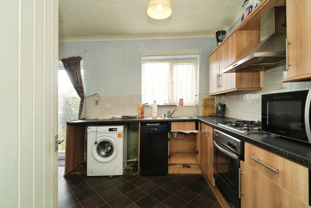 House in Bolton - View 5