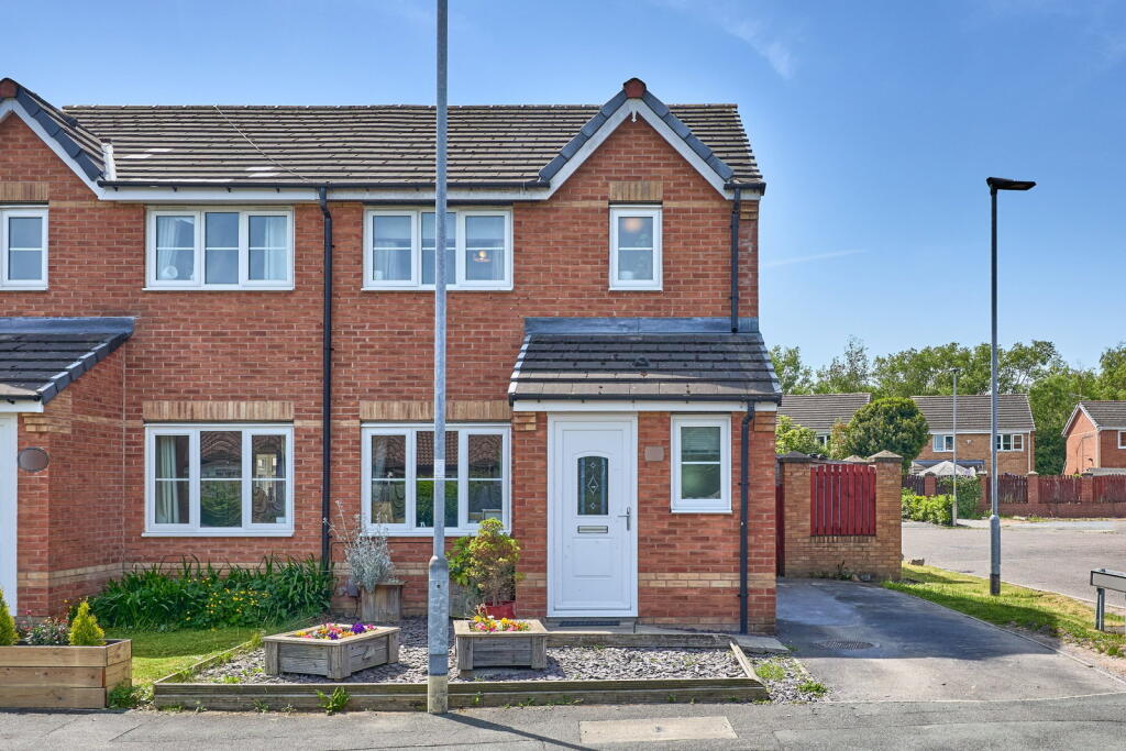 Main image of property: Avery Close, Warrington, WA2 0BF