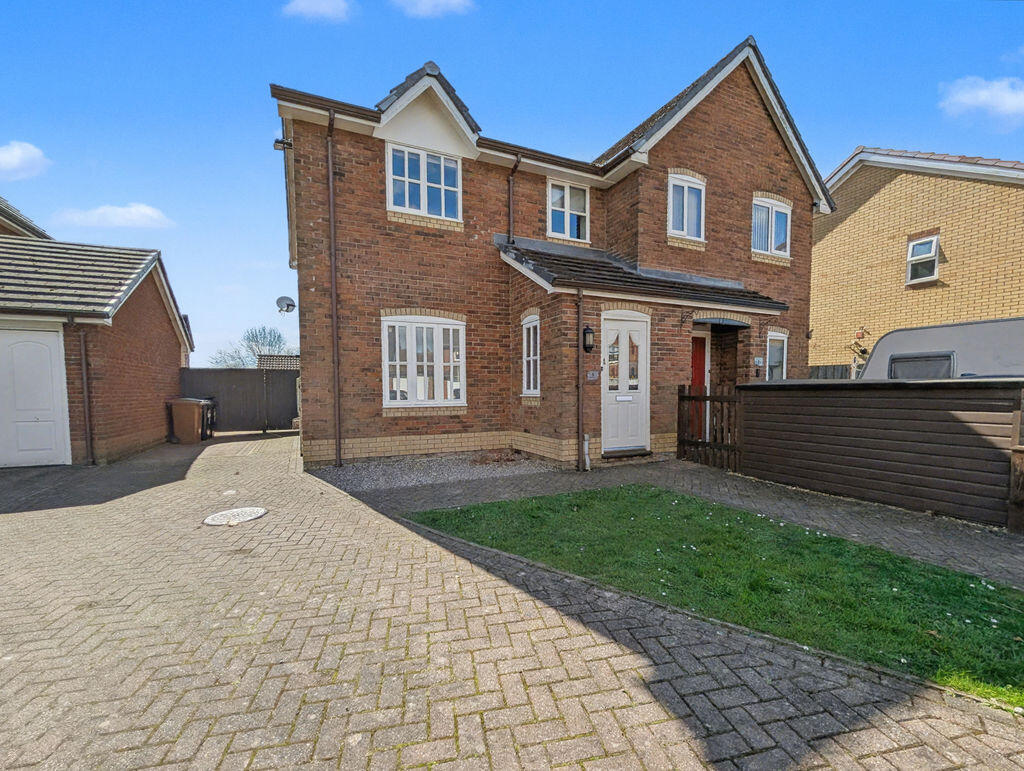 Main image of property: Border Close, Oswestry, Shropshire, SY11 2TT