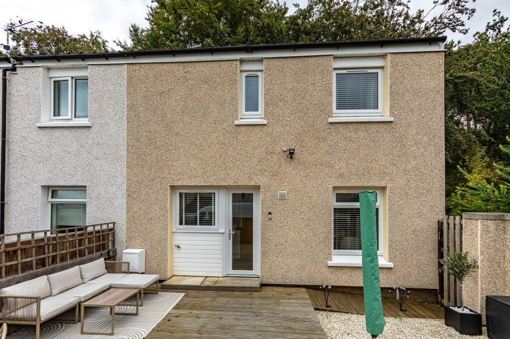 14 Blakehope Court, Tweedbank, TD1 3RB photo 2