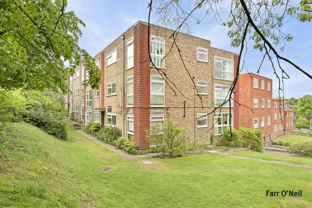 Palmerston Road, Buckhurst Hill, IG9 - View 2