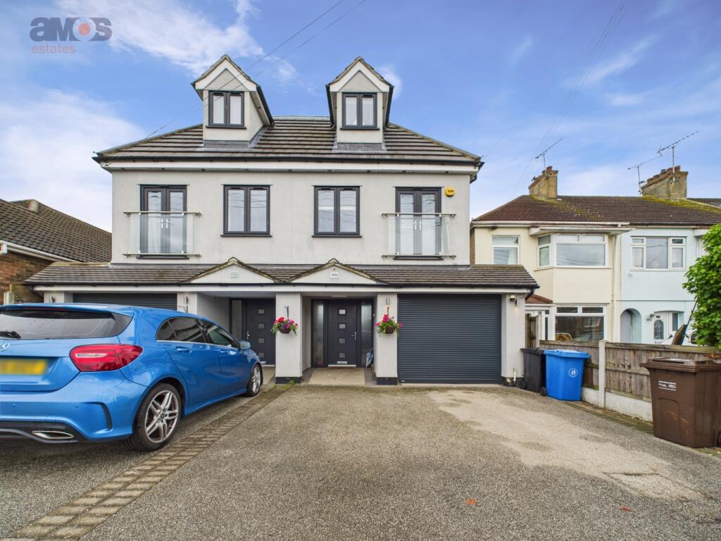 4-bed semi-detached on Kents Hill Road, South Benfleet, Essex, £500,000