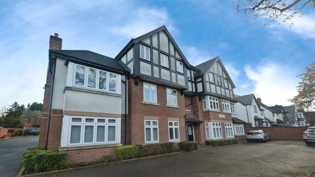 Main image of property: Blossomfield Road, Solihull B91 1TE