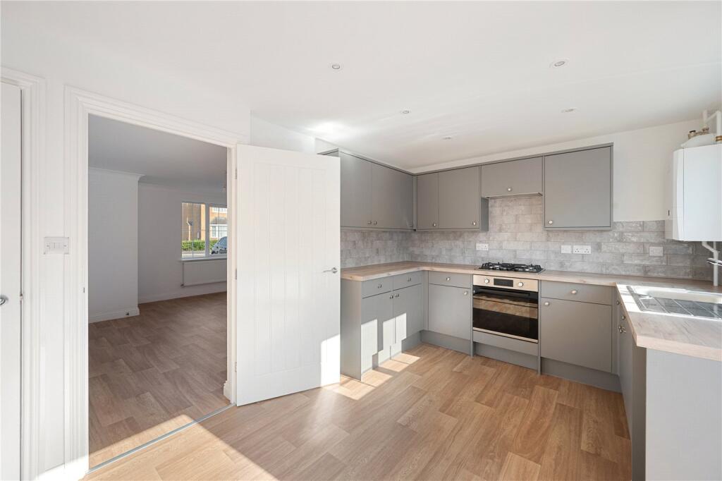 Rye Close, Sleaford, Lincolnshire, NG34 - View 5