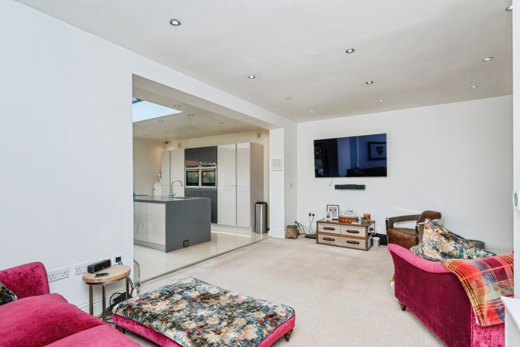 House in Chester, Westminster Park, City of Chester - More