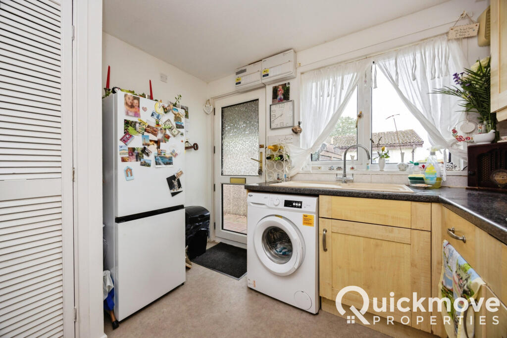Ripley, Surrey, GU23 photo 4