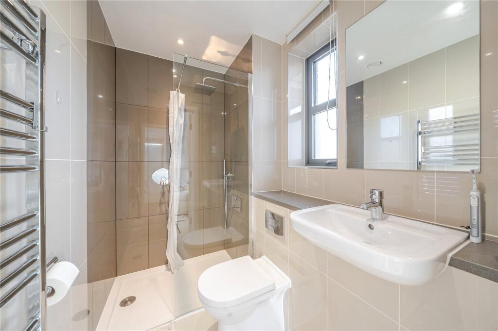 Apartment in London - View 4