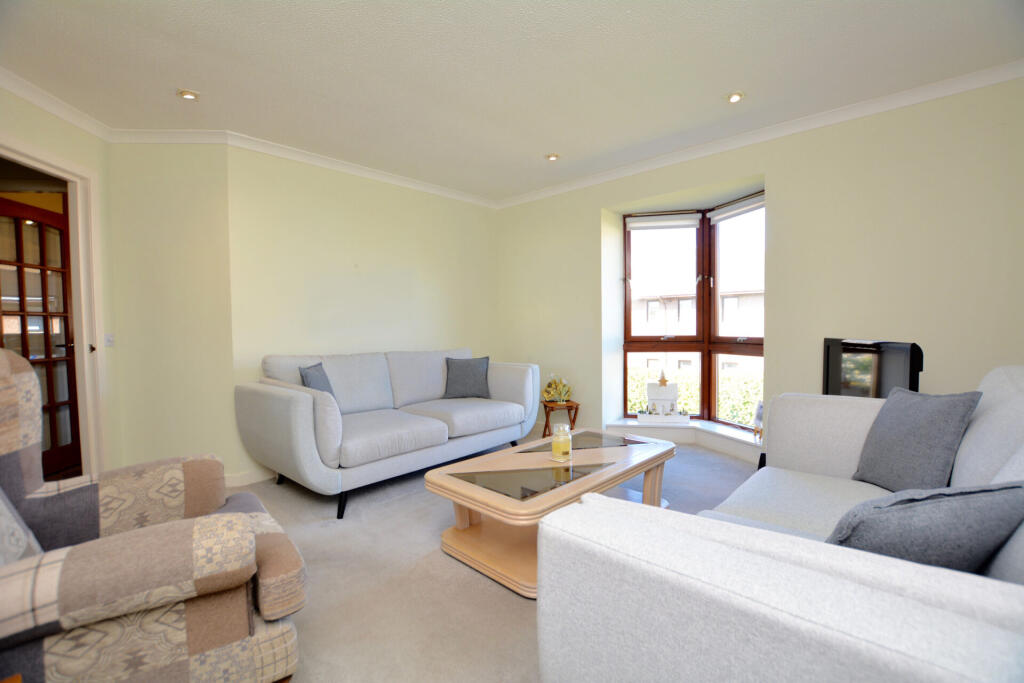 4e South Lodge Court, Ayr, KA7 2TA photo 4