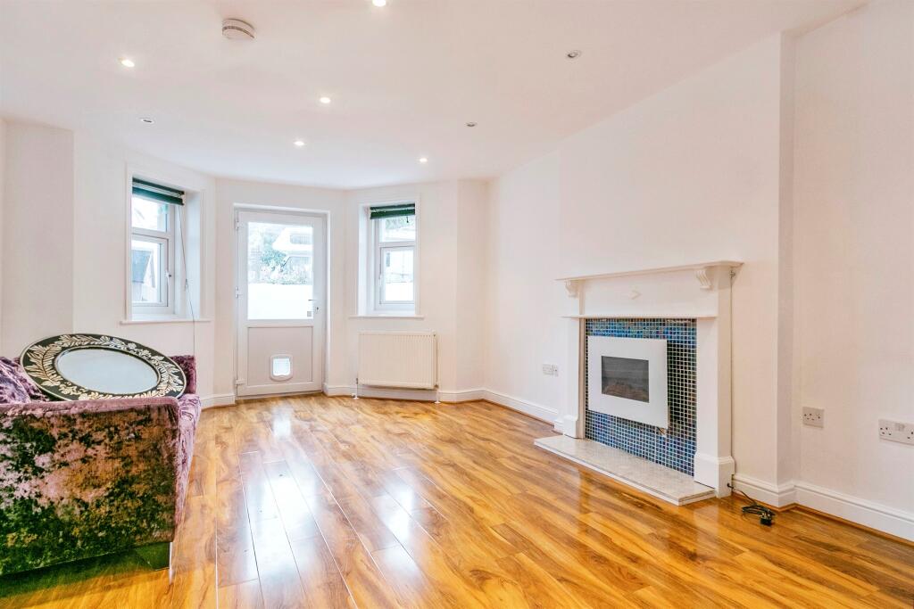 Hengist Road, Bournemouth photo 2