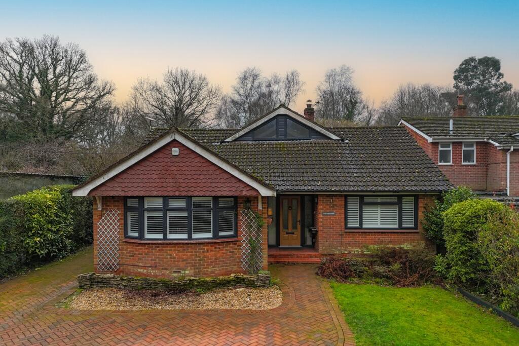 Main image of property: Barrow Hill Road, Copythorne, Southampton, SO40