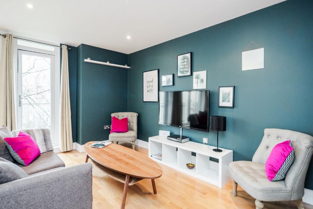 Main image of property: Park Heights, Wharf Lane, London, E14