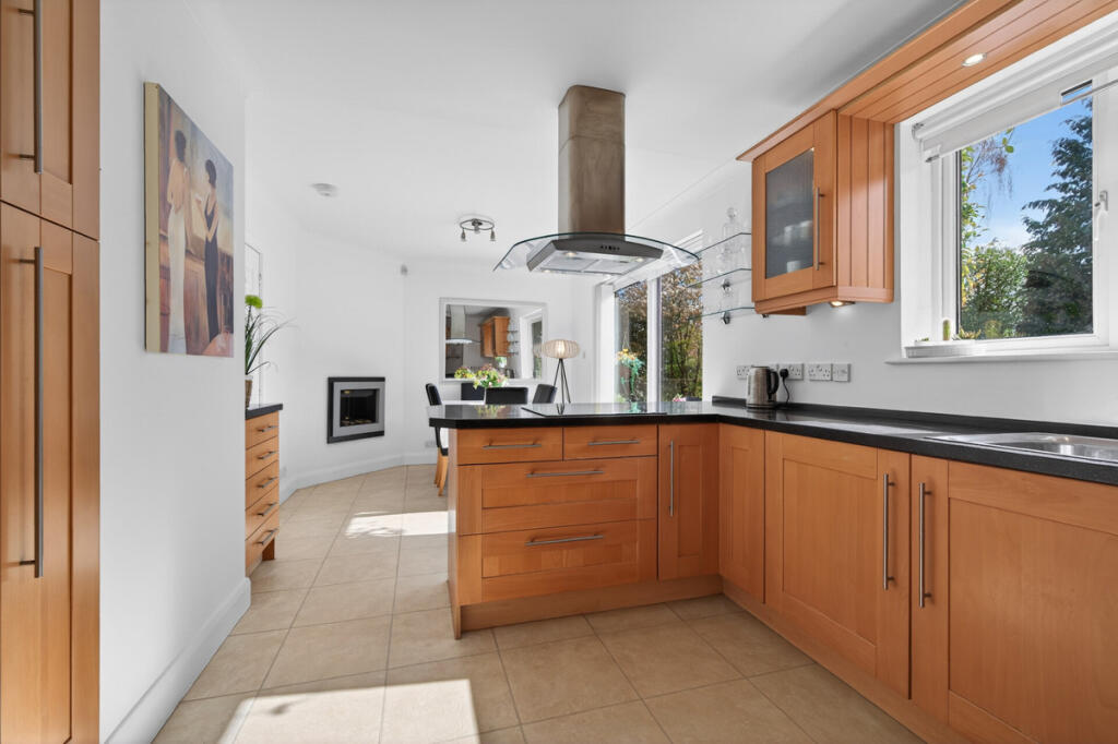 House in Solihull - More