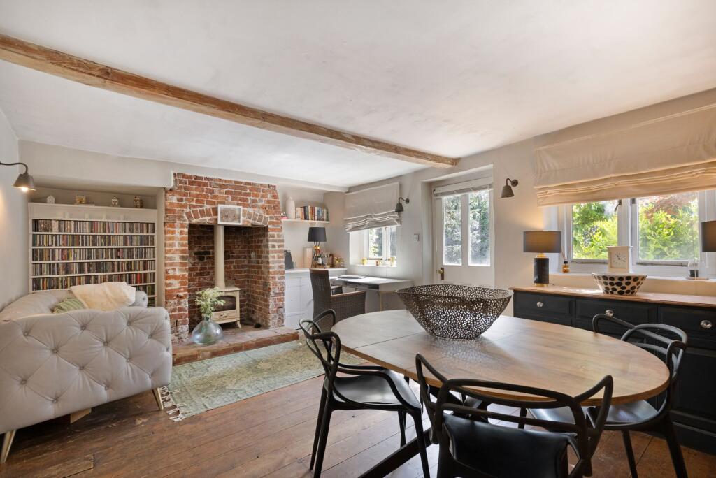 Detached Victorian Cottage in Brooke - View 3