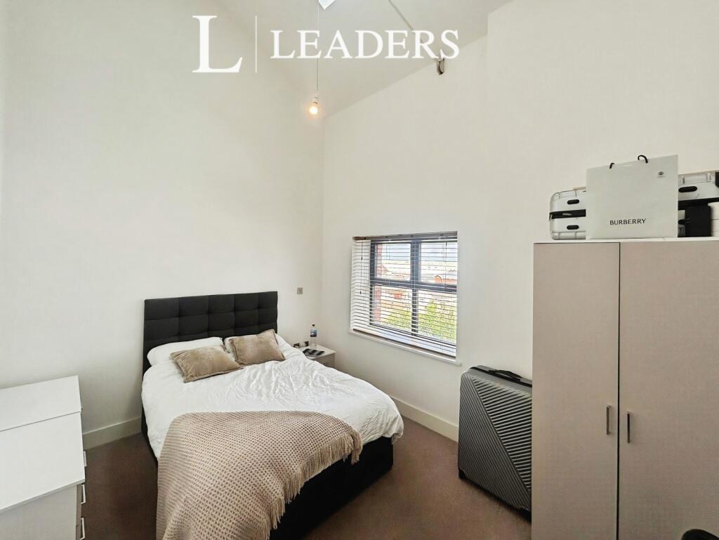 Apartment in Warrington - View 4