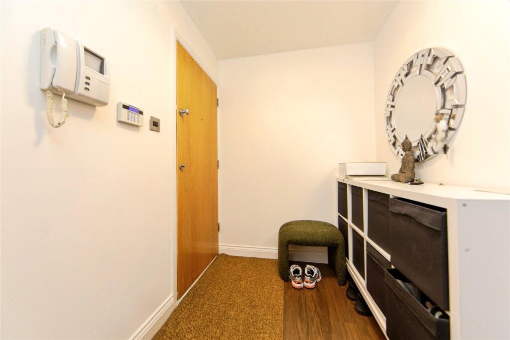 Apartment in Liverpool - View 2