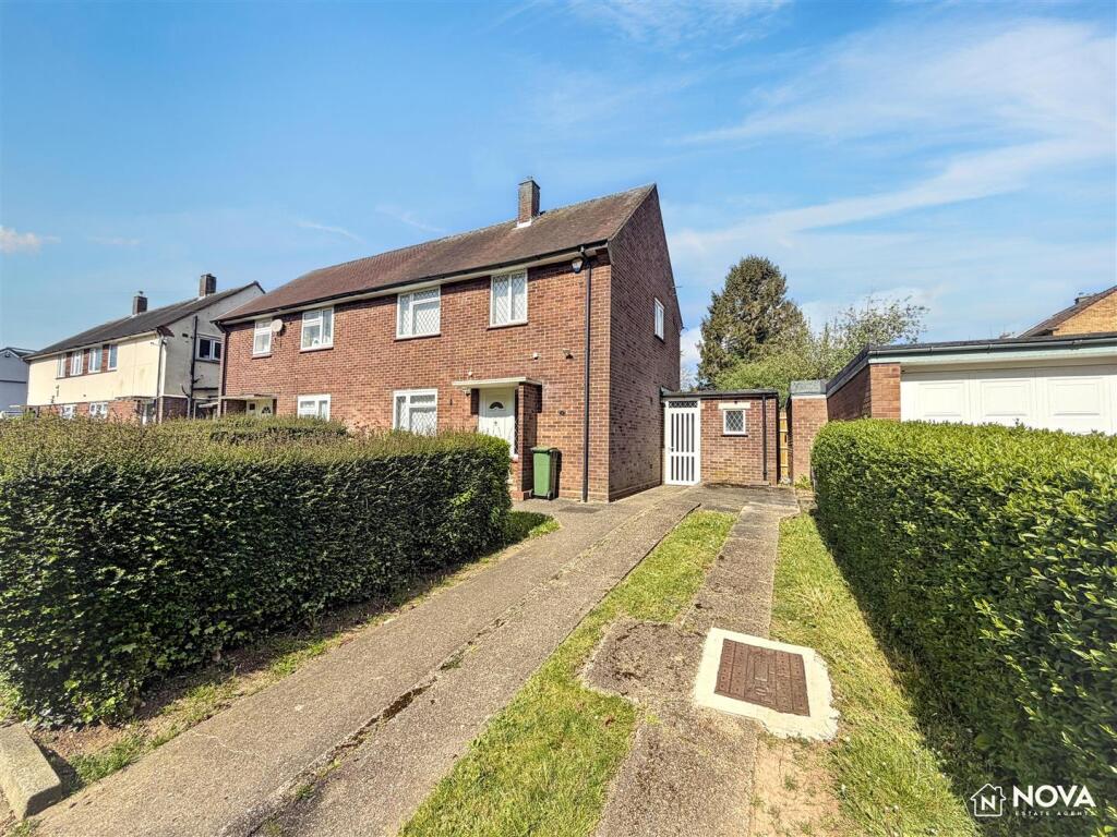 Main image of property: Santingfield South, Luton