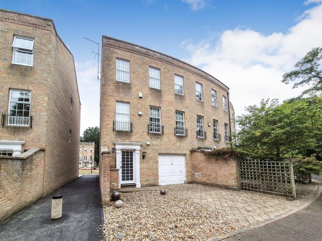 41 Lindsay Road, Branksome Park, Poole