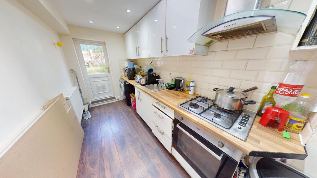 Apartment in Brighton - More