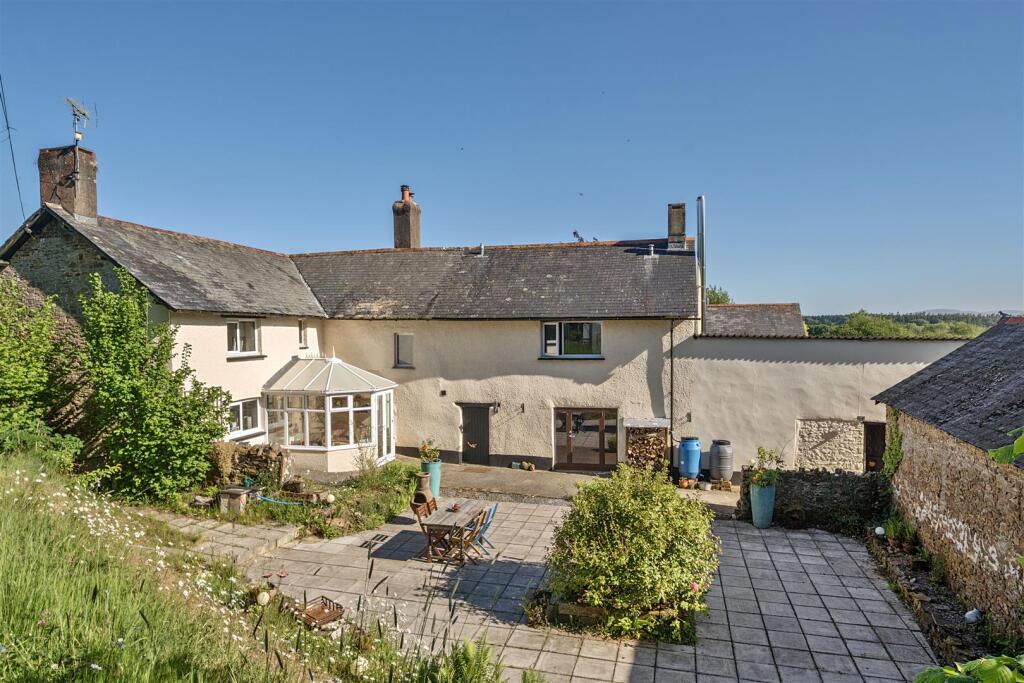 Main image of property: Winkleigh