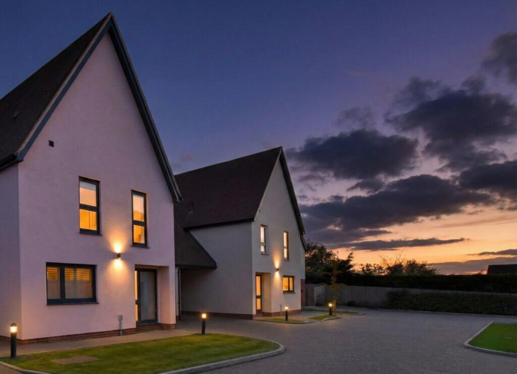 Main image of property: Lees Close, Thaxted, Dunmow, Essex, CM6