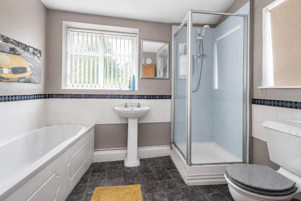 Luckwell Road, Southville, Bristol - More