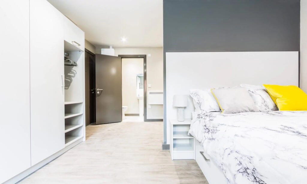 Main image of property: Monument House, Newcastle upon Tyne