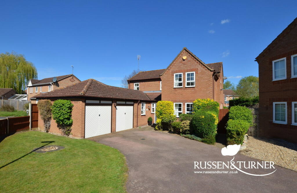 4-bed detached on Detached Family Home on Elvington, King's Lynn, £410,000