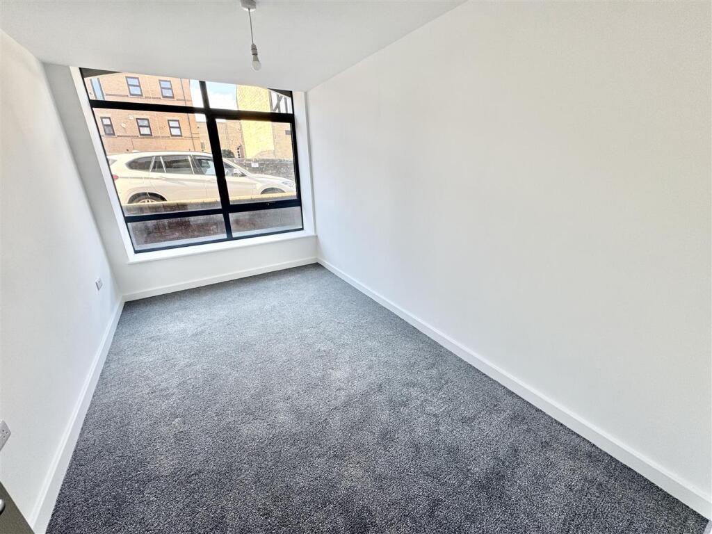 Apartment in Nottingham - View 5