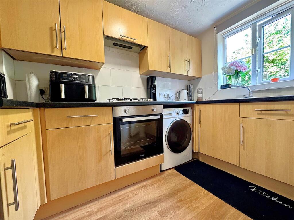 Saffron Way, Whiteley - View 4