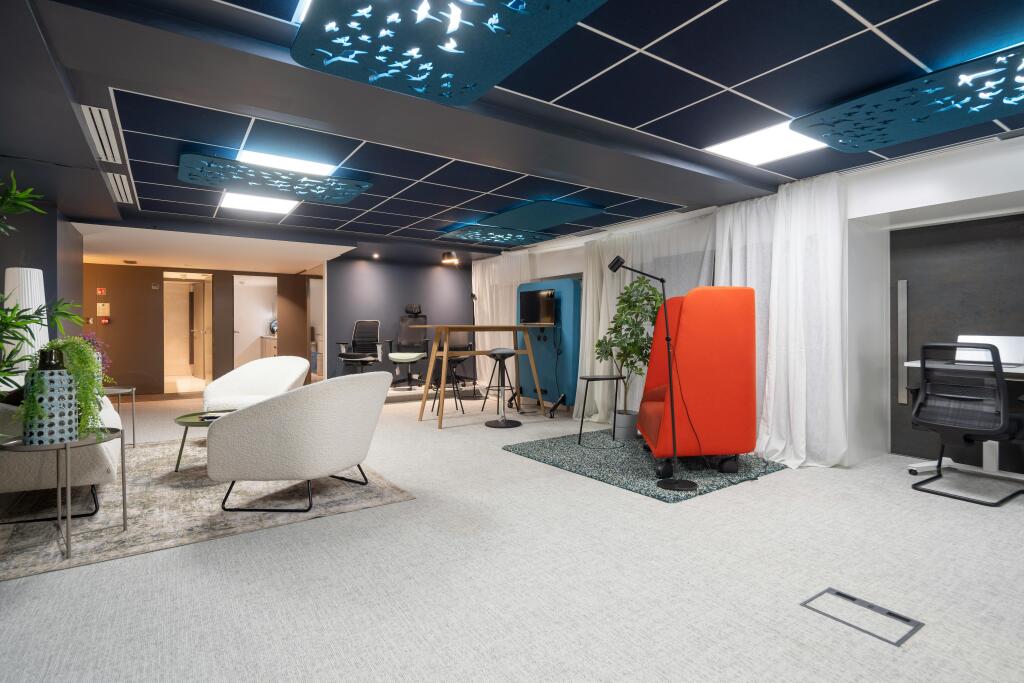 LG Floor