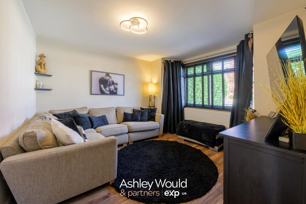 House in Sandwell, West Midlands - View 2